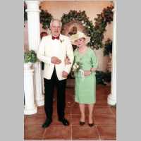 111-1438 Hochzeitsfoto Karl H. Staudinger und Caecilia Verheyen, 24.4-.2009 Las Vegas.jpg